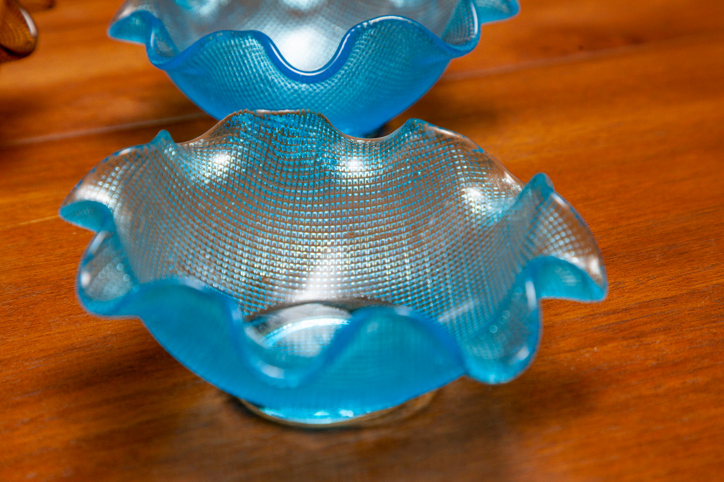 Vintage Italian Mid Century Modern Colony Glass Ruffled Bowl