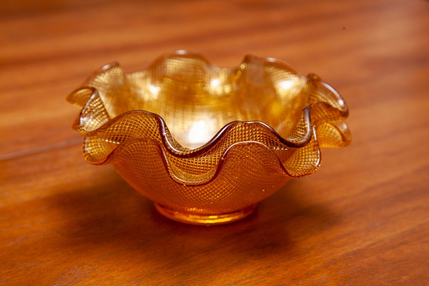 Vintage Italian Mid Century Modern Colony Glass Ruffled Bowl