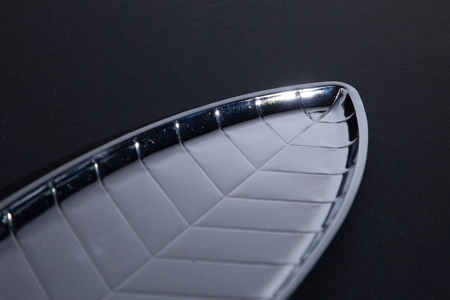 Vintage Mid Century Modern Silver-plated Banana Leaf 12" Serving Tray