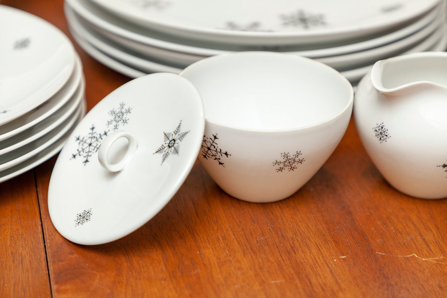 Rare Mid Century Modern ACI Fine China Set - "Fantasy" - Service for 5, plus Sugar, Creamer, Soup Bowls and Fruit/Dessert Bowls