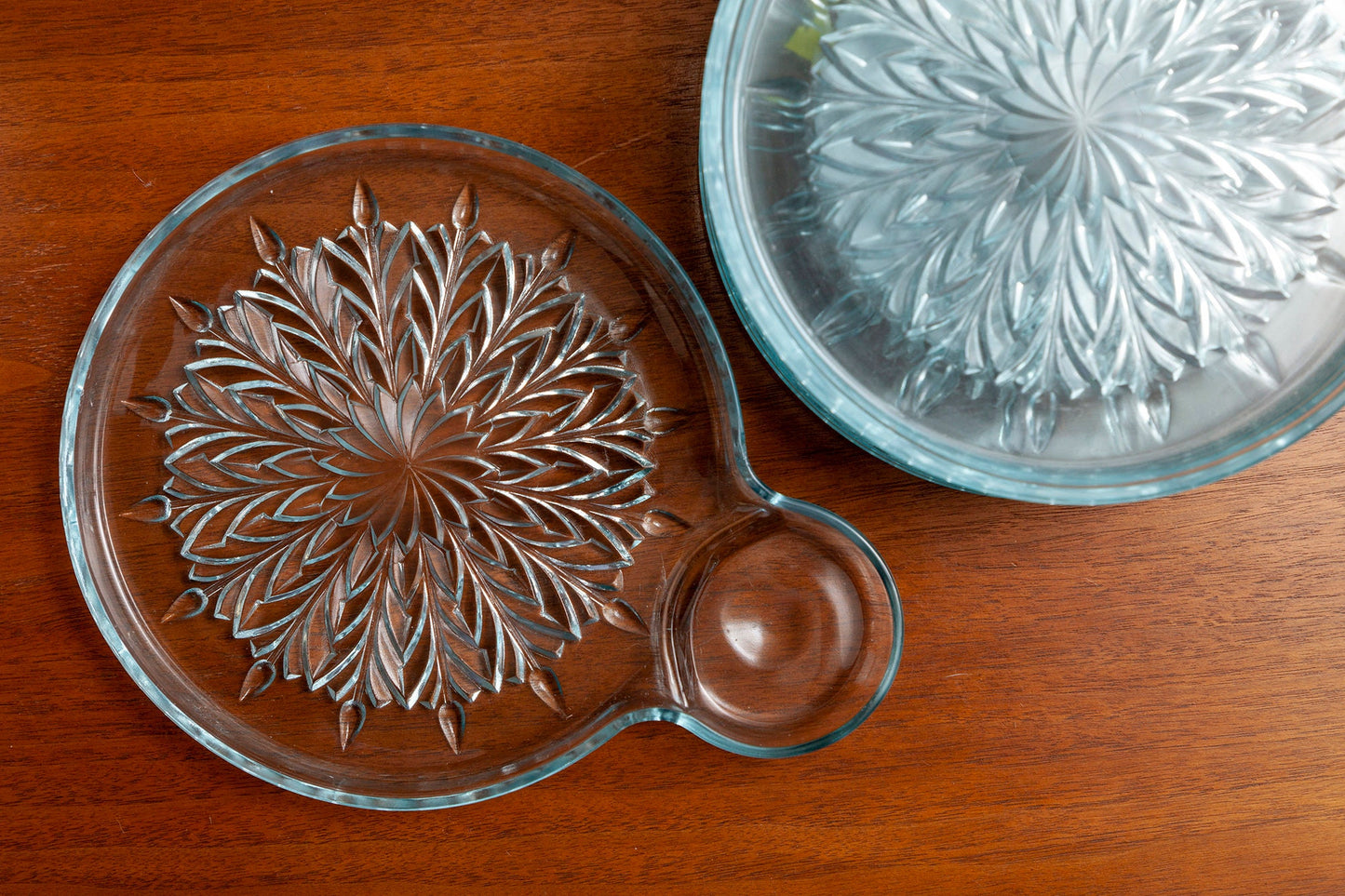 Vintage Jeannette Feather Snack Plate (Blue), Set of 6