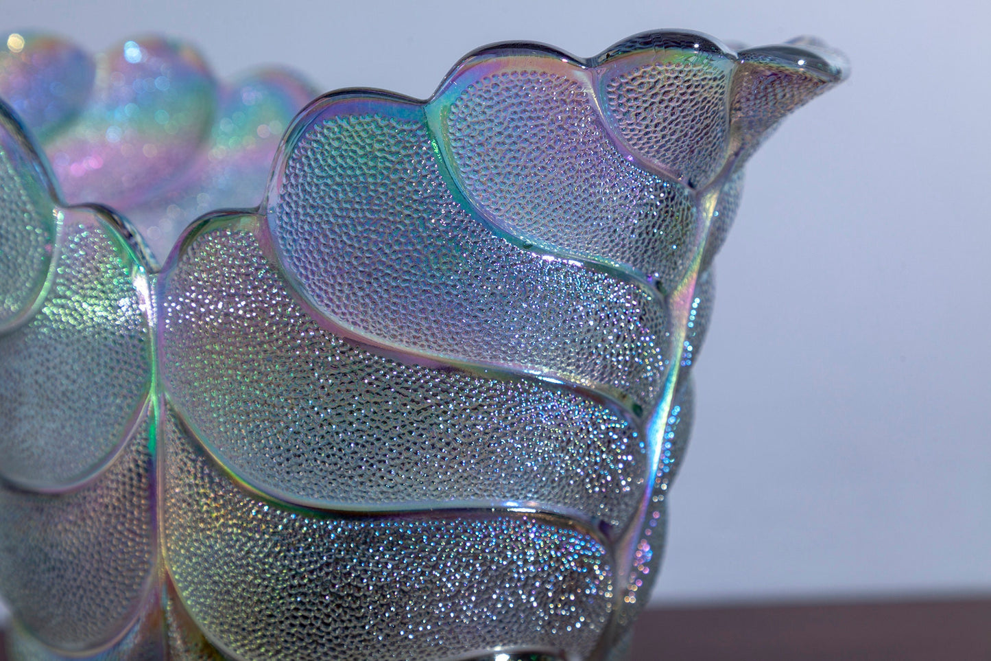 Vintage L.E. Smith Iridescent Art Glass Vase